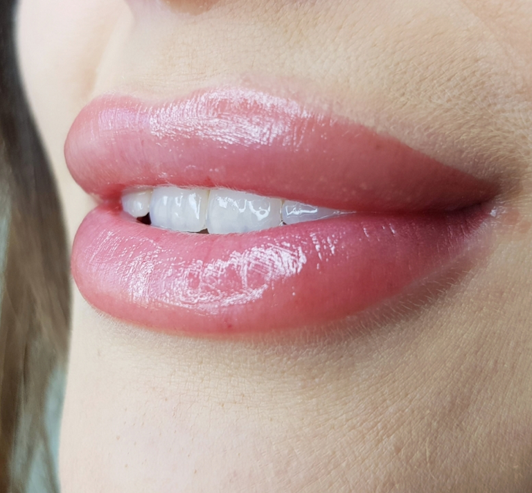 Doszkolenie usta – makijaż permanentny Watercolor Lips – 2 dni