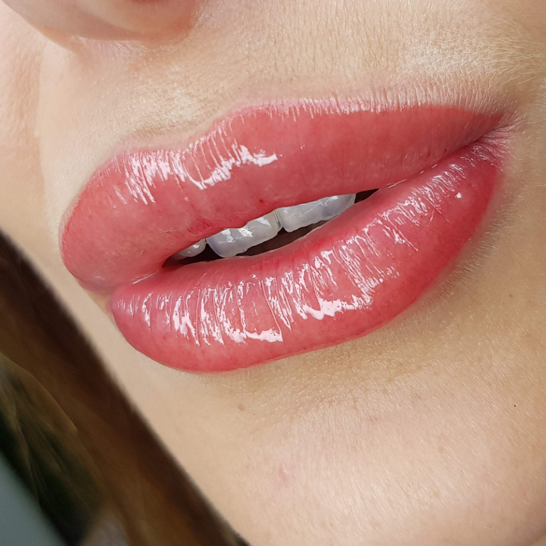 Szkolenie podstawowe – makijaż permanentny ust – 3 dni